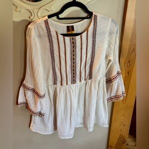 ⭐️Mother Earth Boho Embroidered Cotton Top⭐️